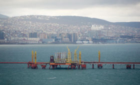 КТК приостановил отгрузку нефти в Новороссийске из-за шторма