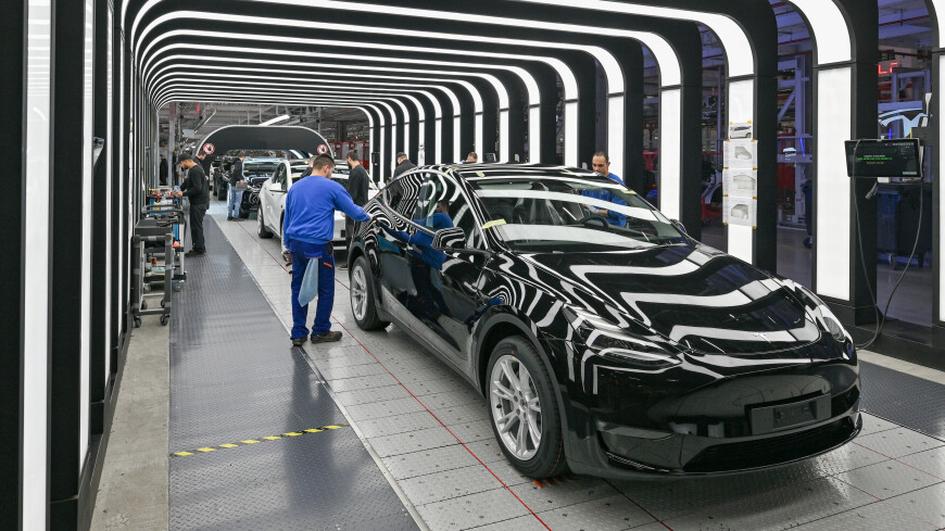 Tesla отзывает в Китае более миллиона автомобилей